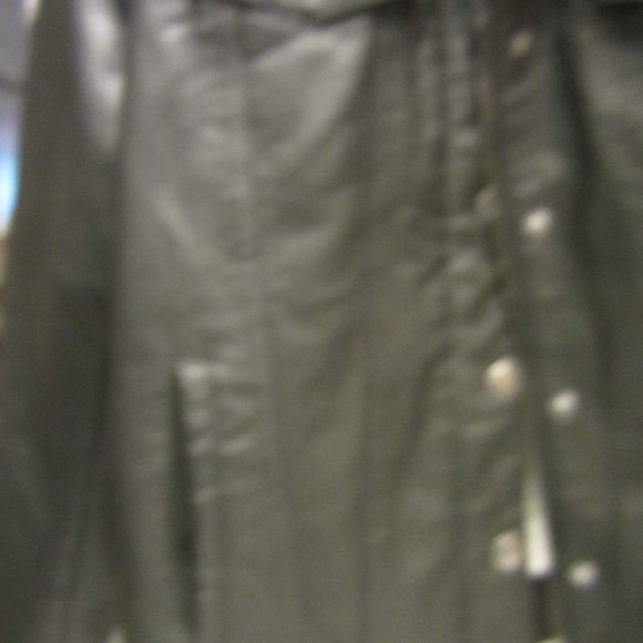 VTG LEVI STRAUS FAUX LEATHER TRUCKER JACKET, W/FAUX SHERPA LINING, LARGE - Picture 12 of 16